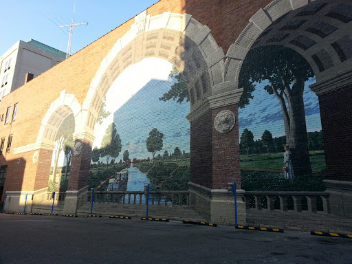 Canal Mural