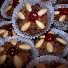 Mini Christmas Cakes