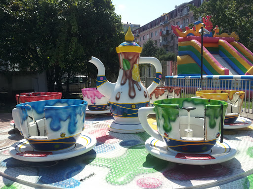 Teapot and Cup Ride