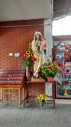 Virgen De La Plaza