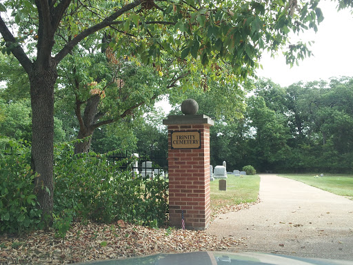 Trinity Cemetery Entrance