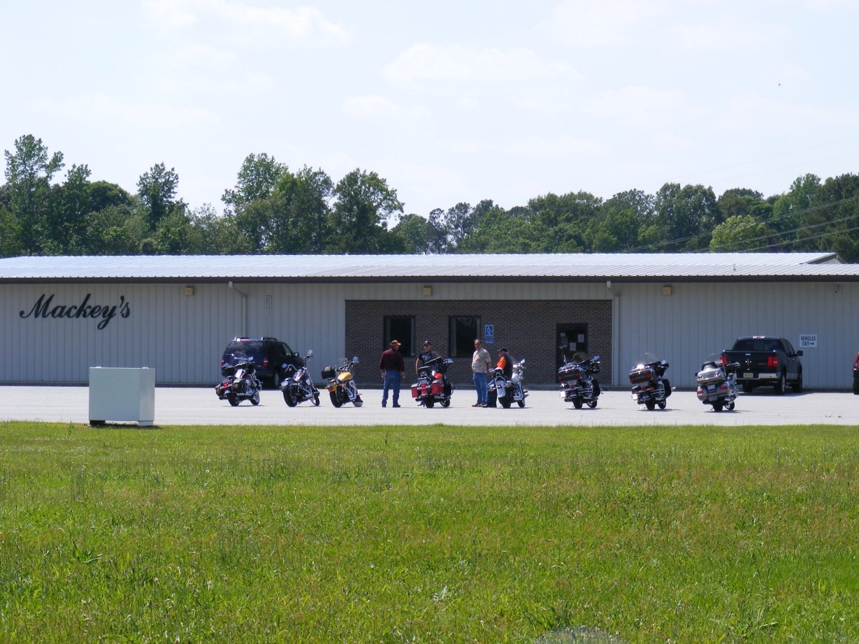 [DSCF0322m2.jpg]