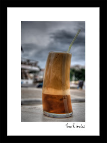 FRAPPE | Hellas sin iskaffe, frappe, tilberedt i et herlig designet glass. Bildet har en enorm virkelighetsfølelese i form av fargedybden og kontrastene. FRAPPE | Hellas sin iskaffe, frappe, tilberedt i et herlig designet glass. Bildet har en enorm virkelighetsfølelese i form av fargedybden og kontrastene.