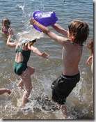 isabelwaterfightweb