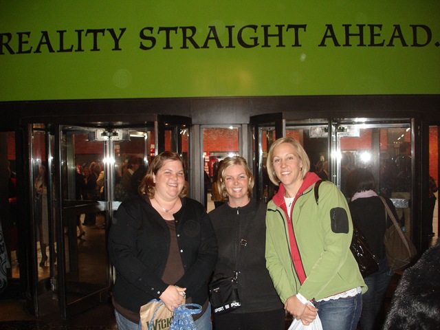 [new york sisters trip 082[8].jpg]