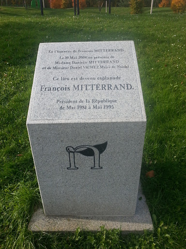 Esplanade François Mitterrand