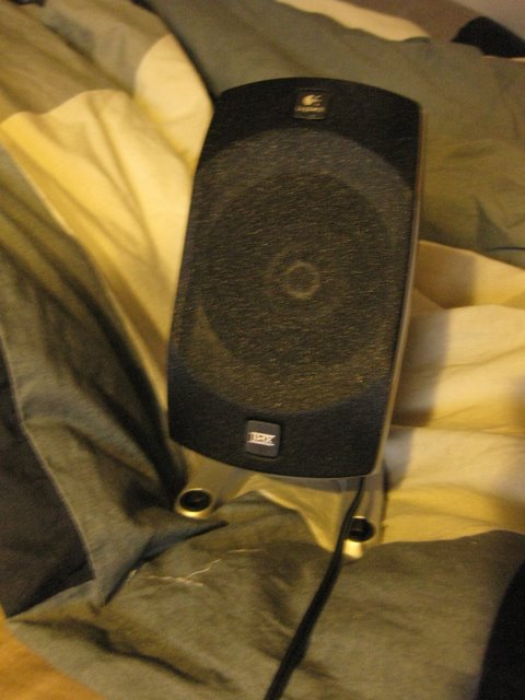 Logitech Z5500卫星音箱