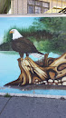 Águila en el lago