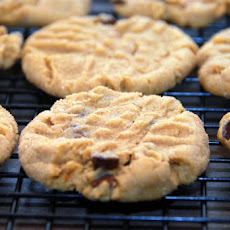 Peanut Butter Chocolate Chip Cookie Cups
