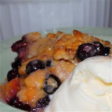 Huckleberry Peach Cobbler