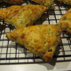 Big Daddy's Bacon-Cheddar Scones