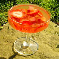 Strawberry Rhubarb Bowle