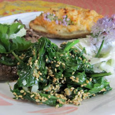 Stir-Fried Spinach With Garlic? Yep, and It's Good Too!