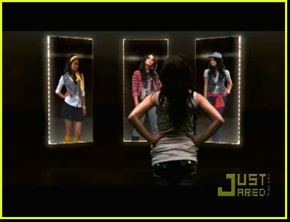 vanessa-hudgens-sears-07