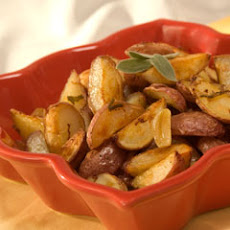 Garlic & Sage Roasted Potatoes