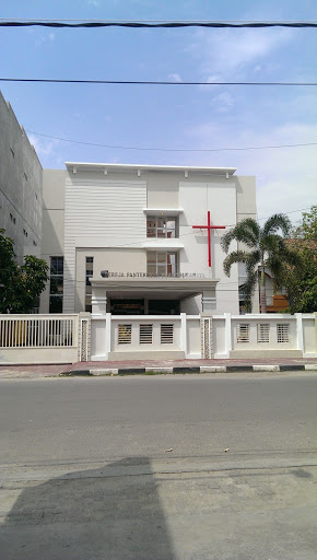 Gereja Pantekosta Pusat Surabaya