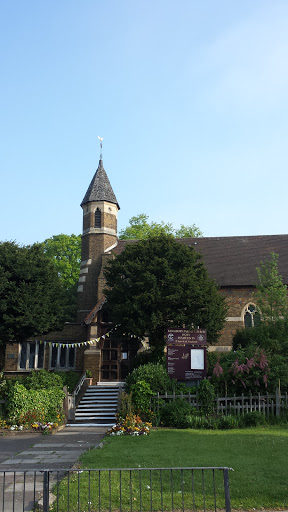 Kingsbury Parish Church of Holy Innocents