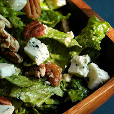 Romaine Salad With Pecan and Blue Cheese Dressing