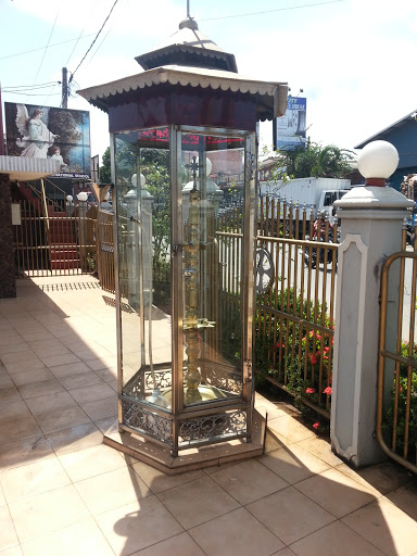 Oil Lamp of Jesus on Negombo Road