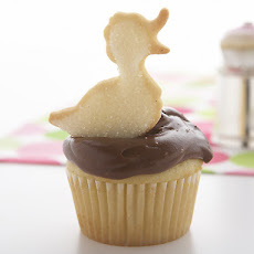 Classic Yellow Cupcakes with Milk Chocolate Frosting