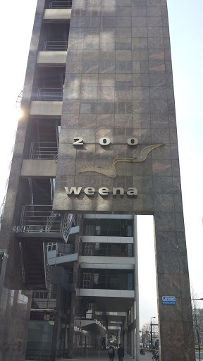 200 Weena