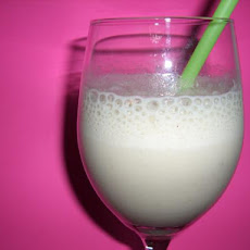 Deluxe Banana Milkshake
