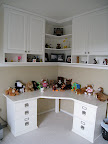 Built in shelves + computer table