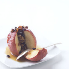 Baked Apples Stuffed with Dried Fruit and Pecans