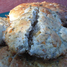 One Bowl Cheddar Biscuits