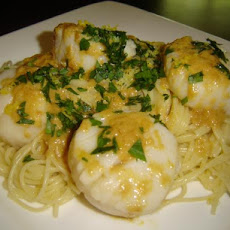 Pasta with Scallops and Lemon Butter Mustard Sauce