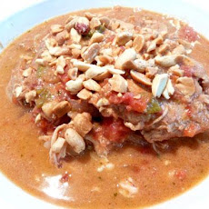 Slow Cooker Spicy Chicken in Peanut Sauce