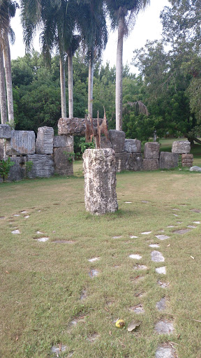 Ruinas de las piedra Jardín Botánica Nacional