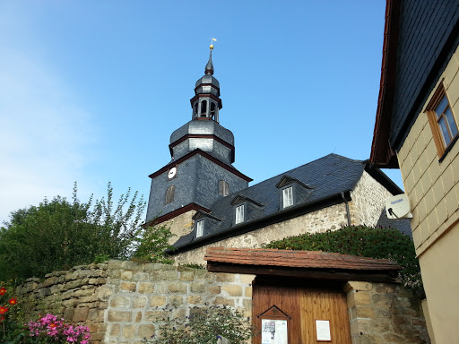 Kirche Newroda