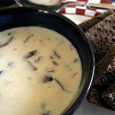 Easy Creamy Mushroom Soup