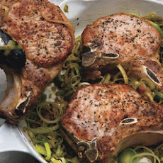Pork Chops with Leeks in Mustard Sauce