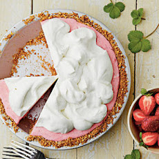 Strawberry-Pretzel Icebox Pie