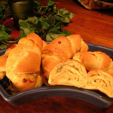 Cheesy Garlic Crescent Rolls