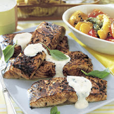 Grilled Salmon Fillets with Creamy Horseradish Sauce
