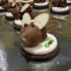 Easy No Bake Mice Cookies