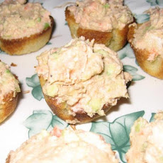 Goat's Cheese, Avocado & Smoked Salmon Cups