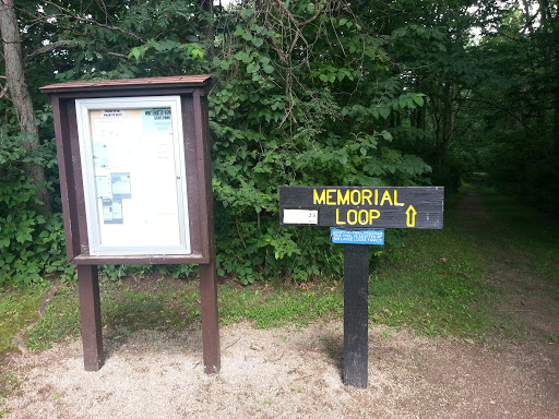 Memorial Loop Trailhead East 