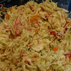 Crunchy Asian Ramen Cole Slaw