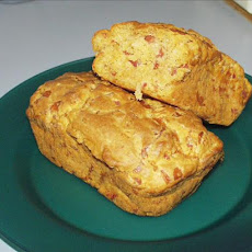 Tomato-cheddar Bread