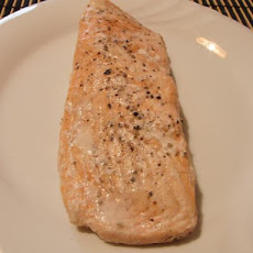 Simple and Healthy Poached Salmon