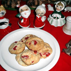 Cheery Cherry Macaroons