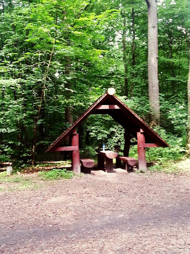Wooden Shelter 