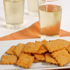Peppery Cheese Crackers