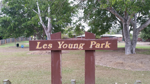 Les Young Park