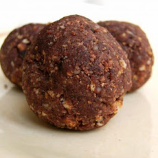 Amaretto Cookies (No Bake)