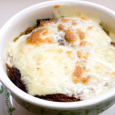 French onion kale soup
